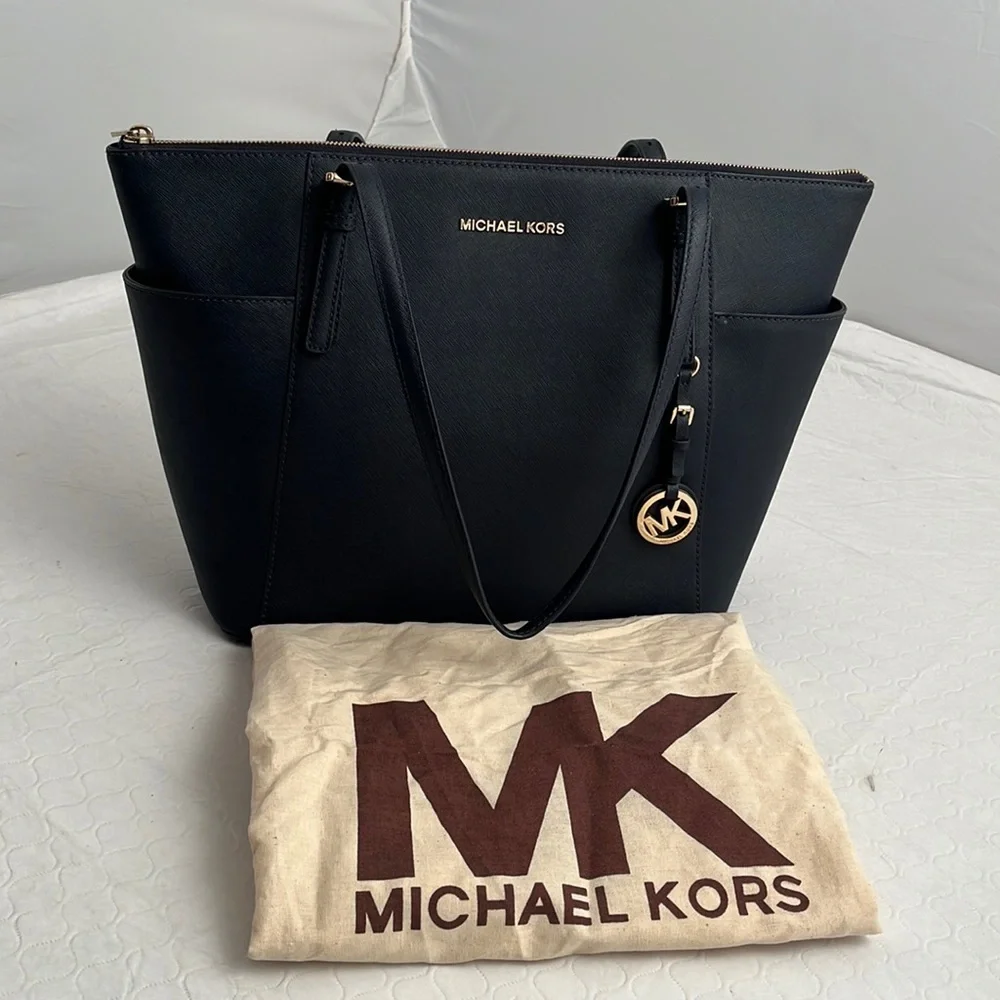 Michael Kors navy blue Jet Set large tote 30F4GTTT9L-414